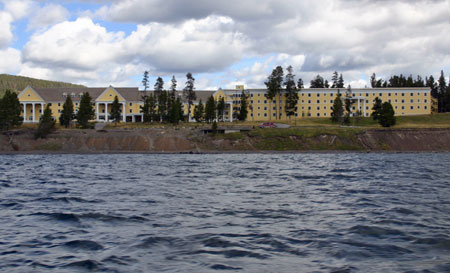 Lake Yellowstone Hotel